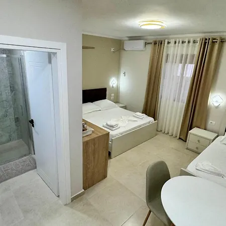 Lindos Comfy Sarandë