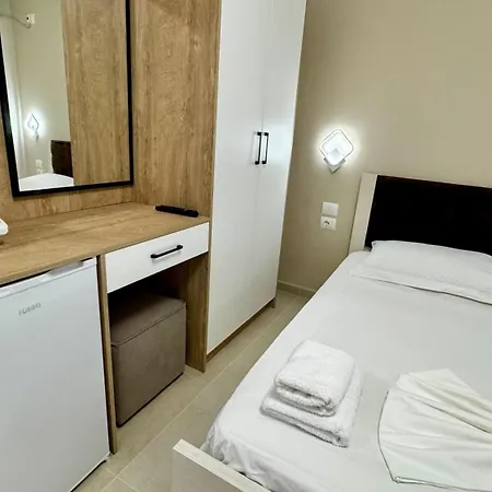 Lindos Comfy Apartment *